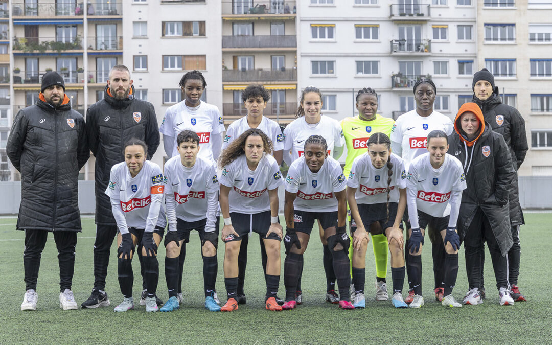 Les footballeuses quittent la Coupe